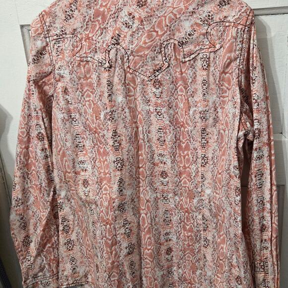 Cruel Girl Woman's Pink Button Down Shirt with Snaps and Pockets size XL - Picture 5 of 9